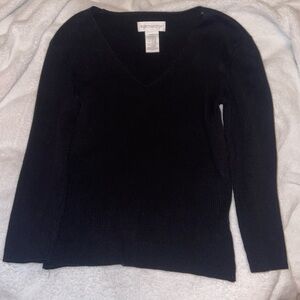 Worthington Black Sweater
Size: small/chico